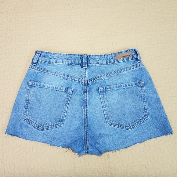 Garage  Disstressed cut off shorts Size 5 - Picture 6 of 7